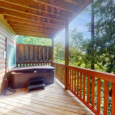 Deer Pass Lodge Pigeon Forge Exterior photo