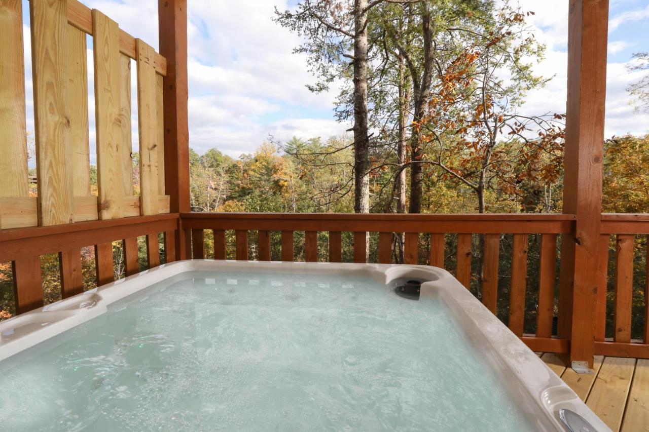 Deer Pass Lodge Pigeon Forge Exterior photo